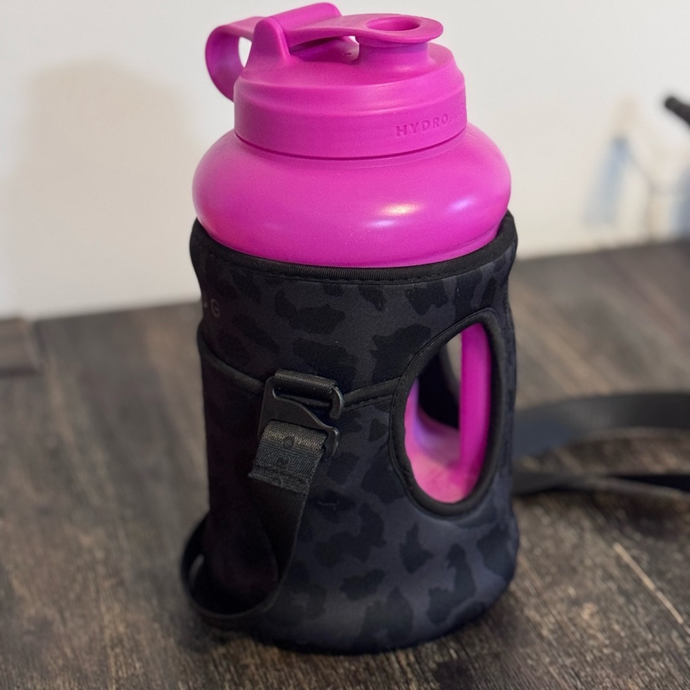 HydroJug Pink with Black Sleeve